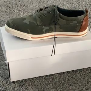 Steven Madden Sneaker